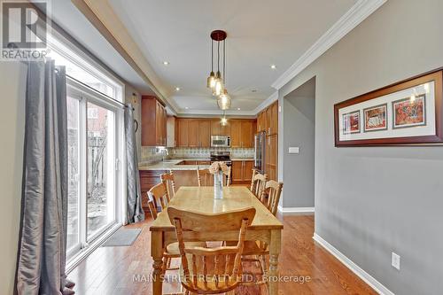 61 Button Cres, Uxbridge, ON - Indoor Photo Showing Dining Room