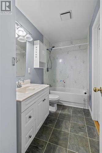 1657 Portugal Cove Road, Portugal Cove, NL - Indoor Photo Showing Bathroom