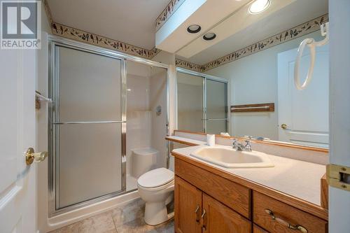 3333 South Main Street Unit# 127, Penticton, BC - Indoor Photo Showing Bathroom