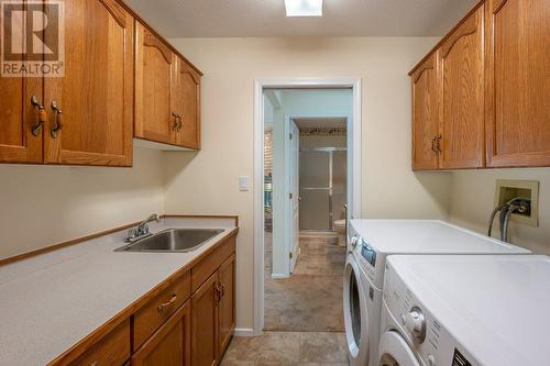 3333 South Main Street Unit# 127, Penticton, BC - Indoor Photo Showing Laundry Room