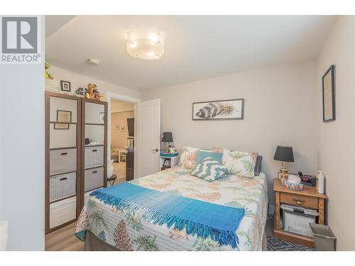 309 Tanager Drive, Kelowna, BC - Indoor Photo Showing Bedroom