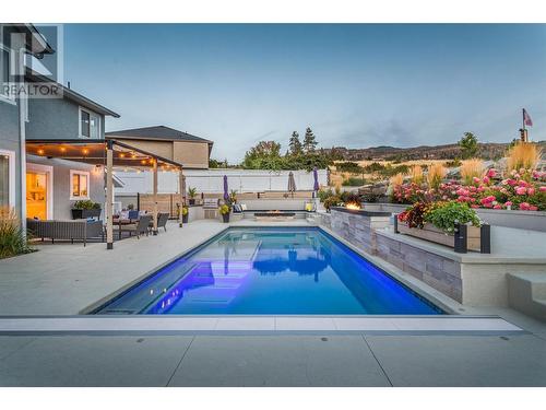 309 Tanager Drive, Kelowna, BC - Outdoor With In Ground Pool With Deck Patio Veranda