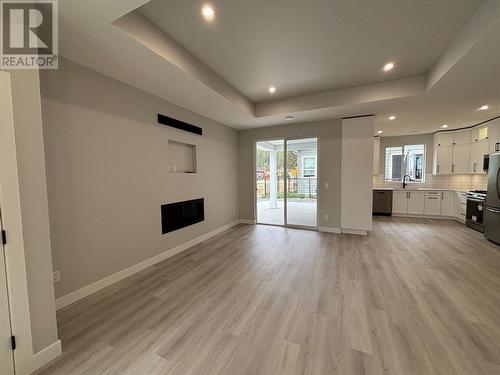 574 Meadowlark Avenue, Vernon, BC - Indoor With Fireplace