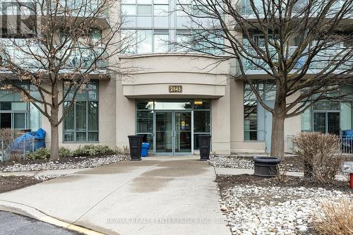 #702 -2545 Erin Centre Blvd, Mississauga, ON - Outdoor With Facade