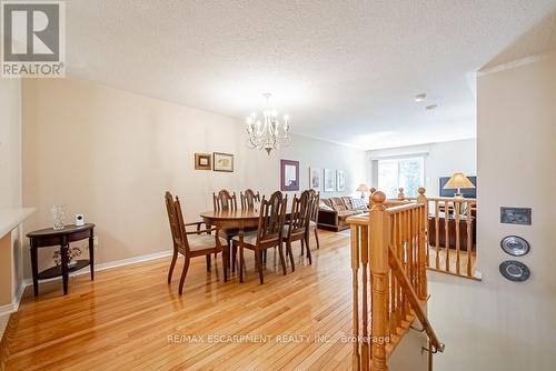 #27 -50 Rice Ave, Hamilton, ON - Indoor Photo Showing Dining Room