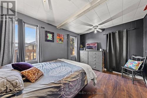 4422 County Rd 6 Rd, North Kawartha, ON - Indoor Photo Showing Bedroom