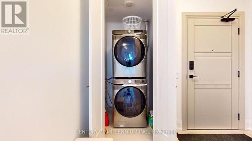 #405 -1 Hume St, Collingwood, ON - Indoor Photo Showing Laundry Room
