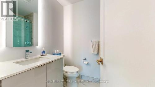 #405 -1 Hume St, Collingwood, ON - Indoor Photo Showing Bathroom