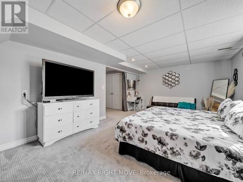 298 Leonard Drive, Orillia, ON - Indoor Photo Showing Bedroom