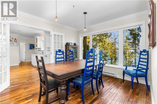 18 Cape Chin North Shore Road, North Bruce Peninsula, ON - Indoor Photo Showing Dining Room