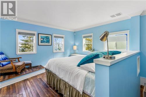 18 Cape Chin North Shore Road, North Bruce Peninsula, ON - Indoor Photo Showing Bedroom