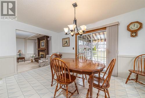11610 Intersection Road, Tecumseh, ON - Indoor Photo Showing Dining Room