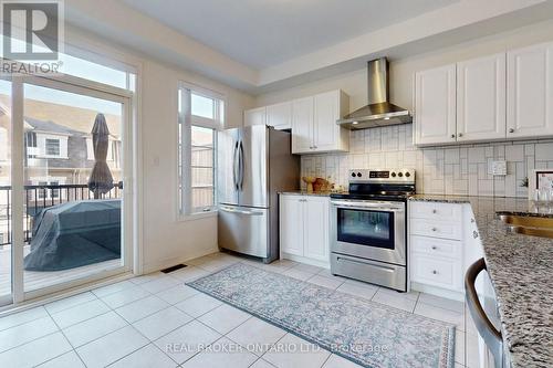 294 King Rd, Richmond Hill, ON - Indoor Photo Showing Kitchen