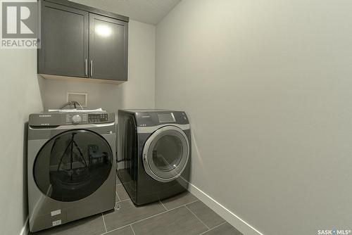 3961 Sandhill Crescent, Regina, SK - Indoor Photo Showing Laundry Room