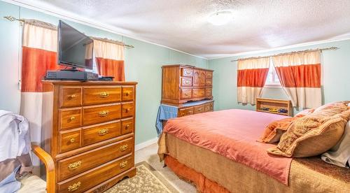 5394 Highway 3A, Wynndel, BC - Indoor Photo Showing Bedroom