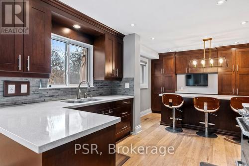1605 Calverton Court, Mississauga, ON - Indoor Photo Showing Kitchen With Double Sink
