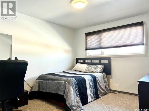 388 Betts Avenue, Yorkton, SK - Indoor Photo Showing Bedroom