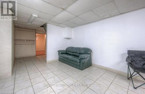 230 Highland Rd W, Kitchener, ON - Indoor Photo Showing Other Room