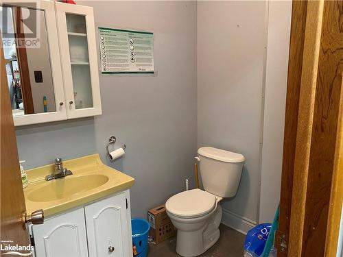26 William Street, Parry Sound, ON - Indoor Photo Showing Bathroom
