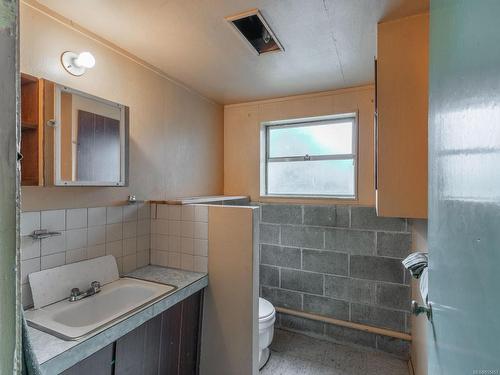 426/436 Wharton St, Nanaimo, BC - Indoor Photo Showing Bathroom