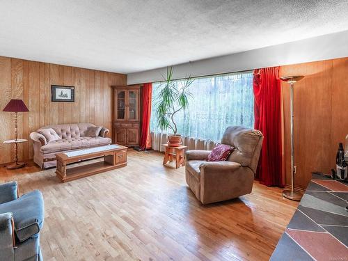 426/436 Wharton St, Nanaimo, BC - Indoor Photo Showing Living Room