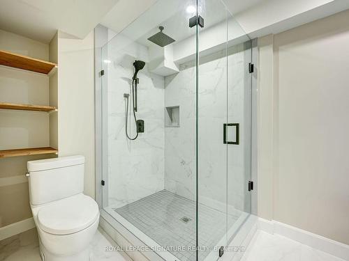 59B Hackwood Cres, Aurora, ON - Indoor Photo Showing Bathroom