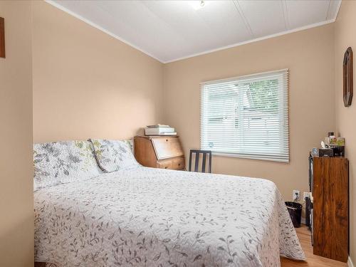 2317 Bowen Rd, Nanaimo, BC - Indoor Photo Showing Bedroom