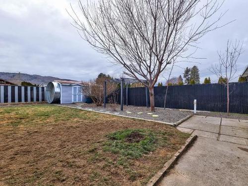2535 Glenview Ave, Kamloops, BC - Outdoor