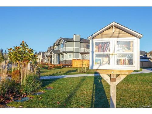 3471 Sparrowhawk Ave, Colwood, BC - Outdoor