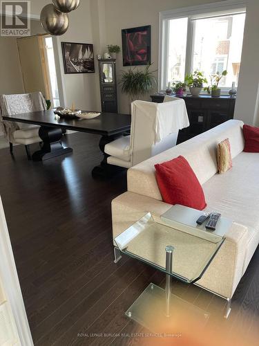 99 Hallaran Road, Oakville, ON - Indoor Photo Showing Living Room