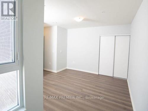 Th101 - 3237 Bayview Avenue, Toronto, ON - Indoor Photo Showing Other Room
