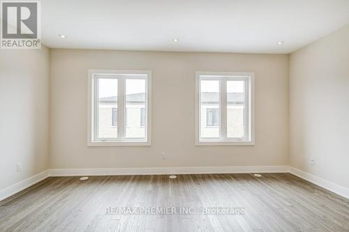 142 Sandwell St S, Vaughan, ON - Indoor Photo Showing Other Room