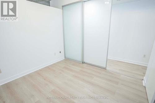 #706 -285 Mutual St, Toronto, ON - Indoor Photo Showing Other Room