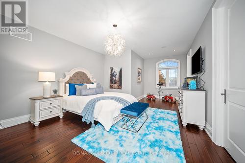 11 Hawman Avenue, King, ON - Indoor Photo Showing Bedroom