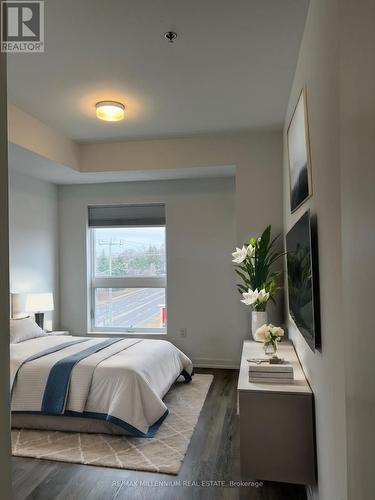414 - 430 Essa Road, Barrie, ON - Indoor Photo Showing Bedroom