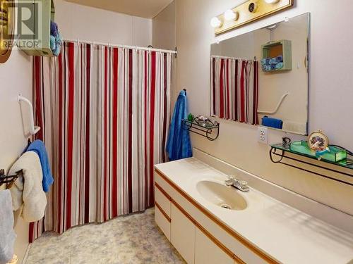 7013 Cranberry Street, Powell River, BC - Indoor Photo Showing Bathroom