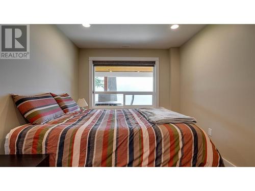 339 Coach Road, Sicamous, BC - Indoor Photo Showing Bedroom