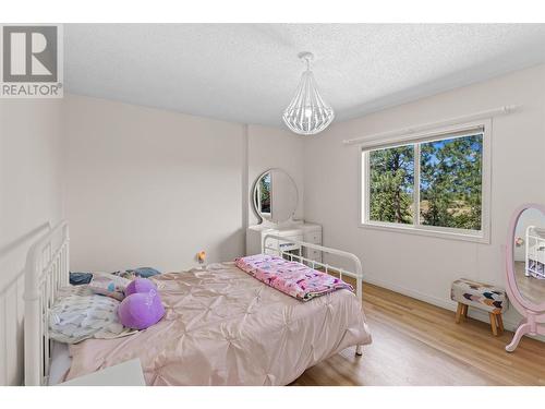 1234 Mission Ridge Road, Kelowna, BC - Indoor Photo Showing Bedroom