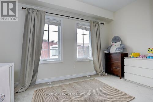 95B Finch Ave W, Toronto, ON - Indoor Photo Showing Bedroom