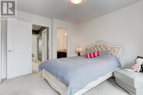 95B Finch Avenue W, Toronto, ON - Indoor Photo Showing Bedroom