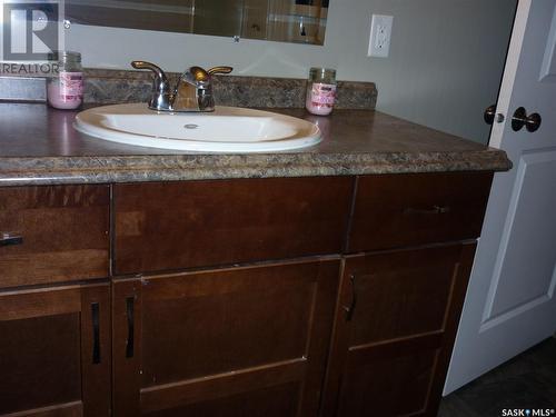 69 Laskin Crescent, Humboldt, SK - Indoor Photo Showing Bathroom