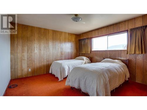 5505 Old Kamloops Road, Vernon, BC - Indoor Photo Showing Bedroom