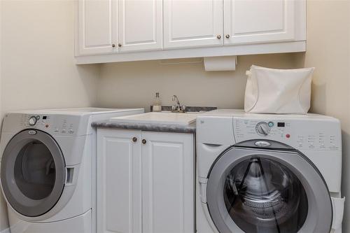 85 Church Street|Unit #17, Mississauga, ON - Indoor Photo Showing Laundry Room