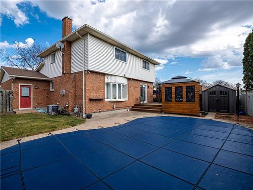 35 Orlando Drive, St. Catharines, ON - Outdoor With In Ground Pool With Exterior