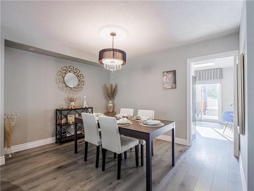 35 Orlando Drive, St. Catharines, ON - Indoor Photo Showing Dining Room