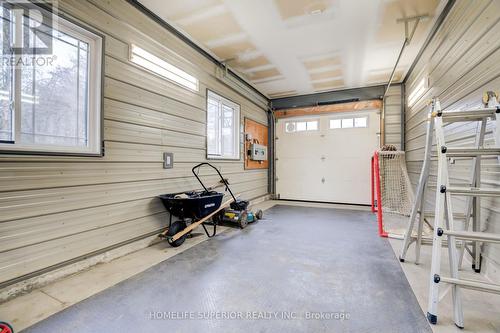 66 Sunrise Drive, Prince Edward County, ON - Indoor Photo Showing Garage