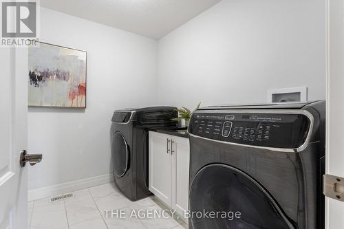 125 Savannah Ridge Drive, Brant, ON - Indoor Photo Showing Laundry Room