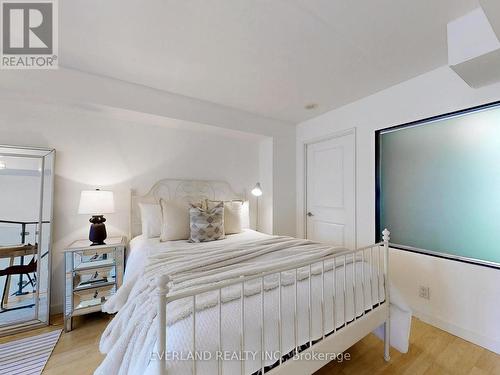 139 - 1005 King Street W, Toronto, ON - Indoor Photo Showing Bedroom