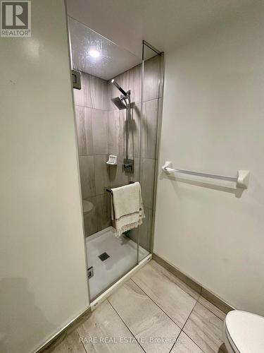 1110Nt - 99 Broadway Avenue, Toronto, ON - Indoor Photo Showing Bathroom