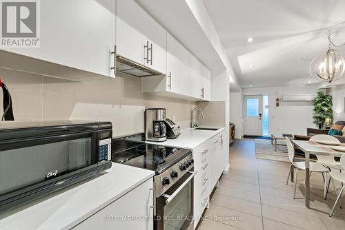 253 Roxton Road, Toronto, ON - Indoor Photo Showing Kitchen